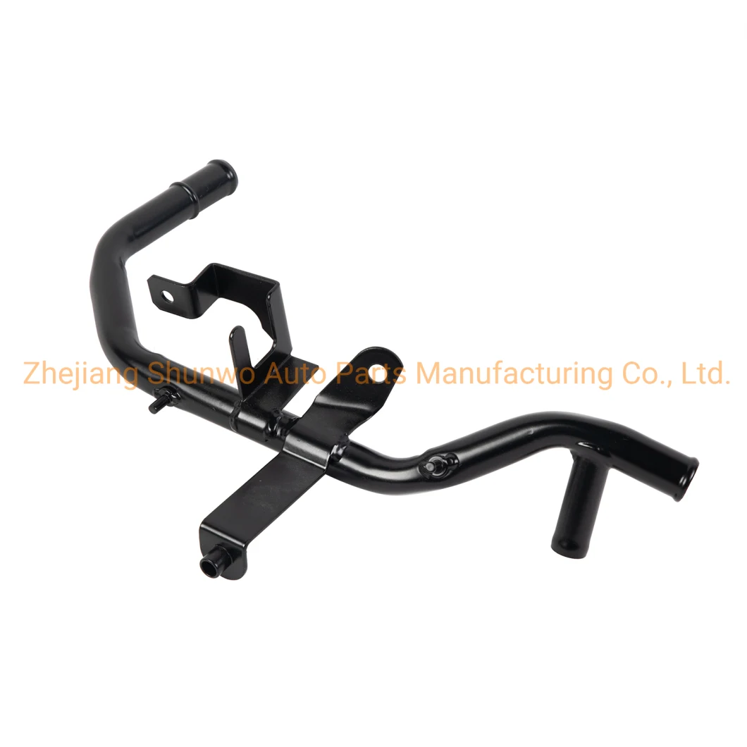 Auto Part Engine Water Radiator Coolant Water Pipe Hose for Audi A4 VW Passat 028121065L